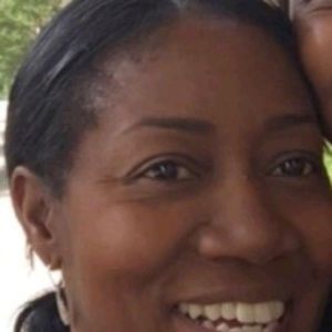 Meet your Posher, Sandy